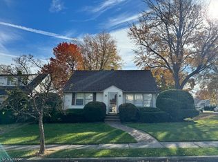 36 Rossen Pl, Bloomfield, NJ