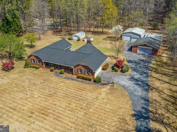 426 Old Senoia Rd, Fayetteville, GA 30215