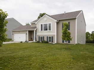 1608 Darlington Trl, Kalamazoo, MI 49009