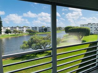 3025 Guildford Dr #3025-B, Boca Raton, FL 33434