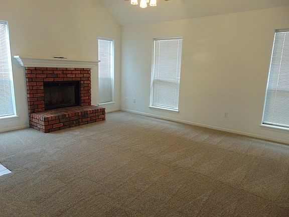2nd image of 3628 Ashbury Ln