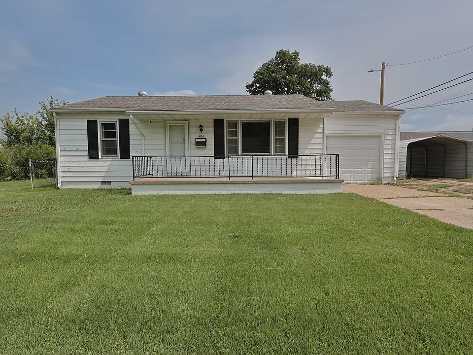 404 E Carter St #1