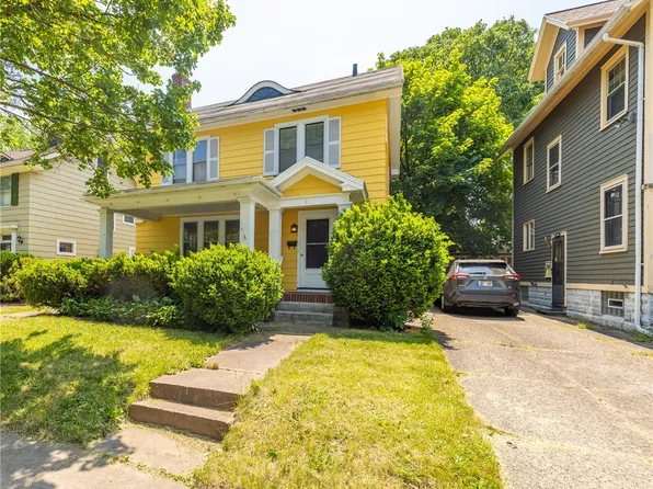 21 Arvine Hts, Rochester, NY 14611