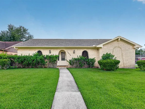 10602 Sagewind Dr, Houston, TX 77089