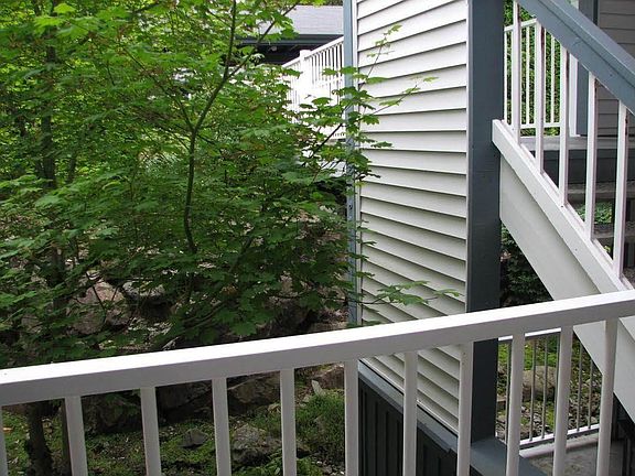 3rd image of 12720 NE 10th Pl #D-204