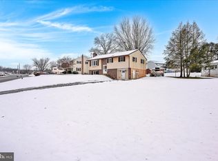 1093 Rettew Mill Rd, Ephrata, PA 17522