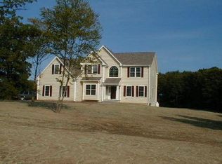 27 Jensen Farm Ests, Oxford, CT 06478