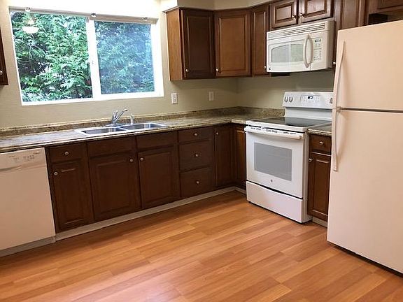 2nd image of 8505 Locust Ave E APT 6