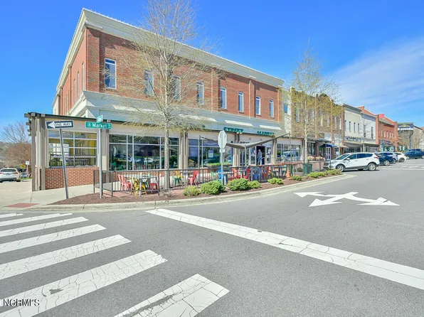 700 Market Street Unit 217, Chapel Hill, NC 27516