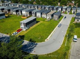 229 Iva St, Welland, ON L3B1W4