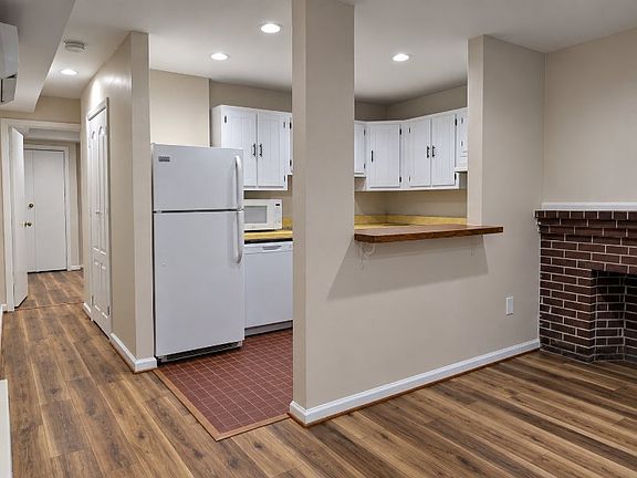 3rd image of 1203 Walter St SE APT B