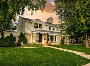 1717 Ford Pkwy, Saint Paul, MN 55116