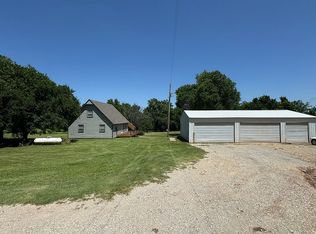 3925 Rocky Ridge Rd, Ponca City, OK 74604