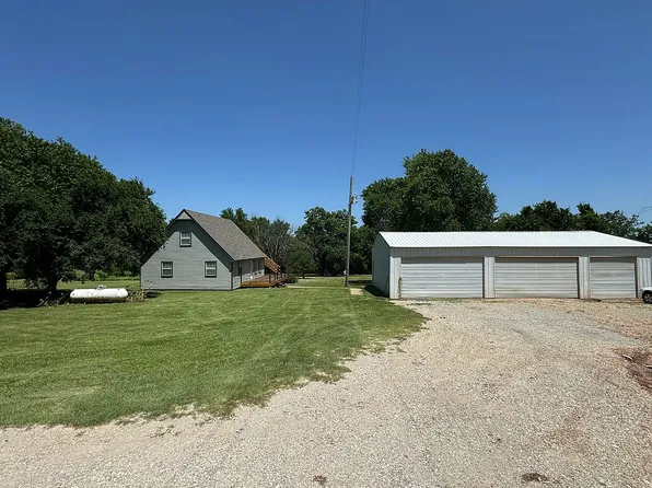 3925 Rocky Ridge Rd, Ponca City, OK 74604