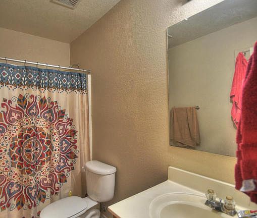 3rd image of 7388 W Montebello Ave