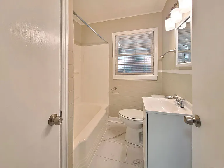 3225 Forrest Hills Dr — Photo 30