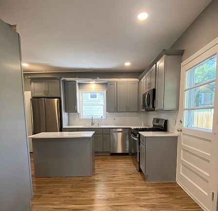 3rd image of 10 Park Rd