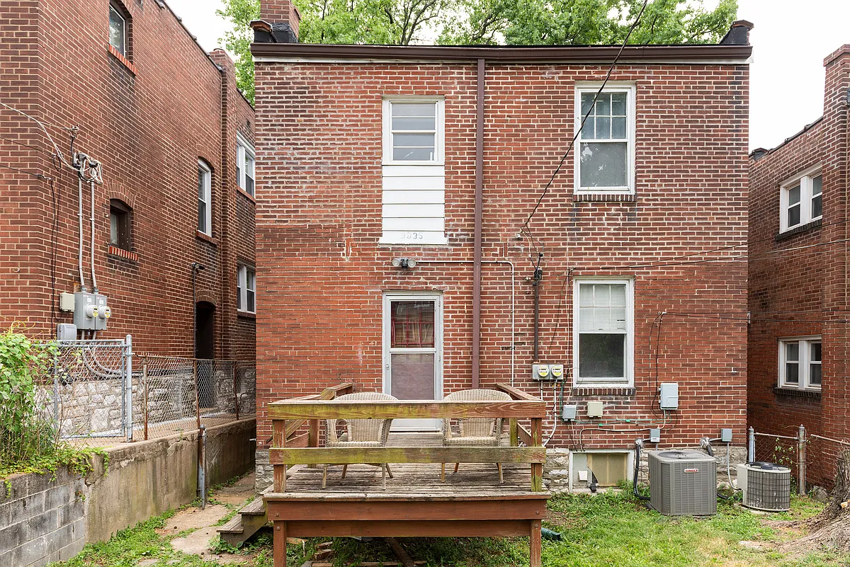 Building Photo - 3935 Potomac St #1