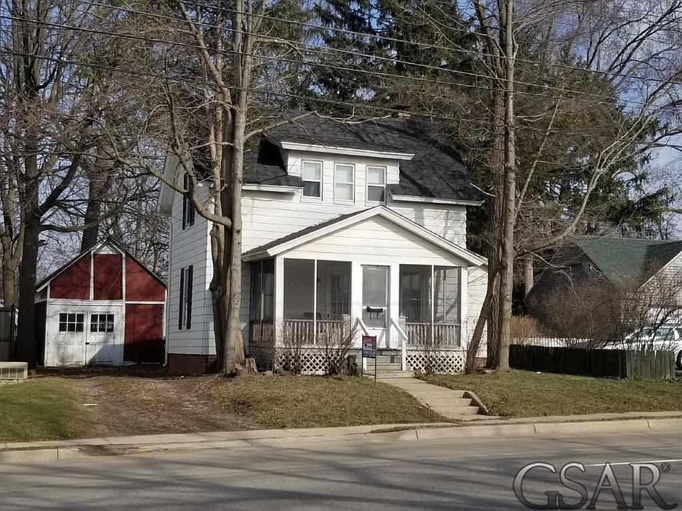 1st image of 812 N Shiawassee St