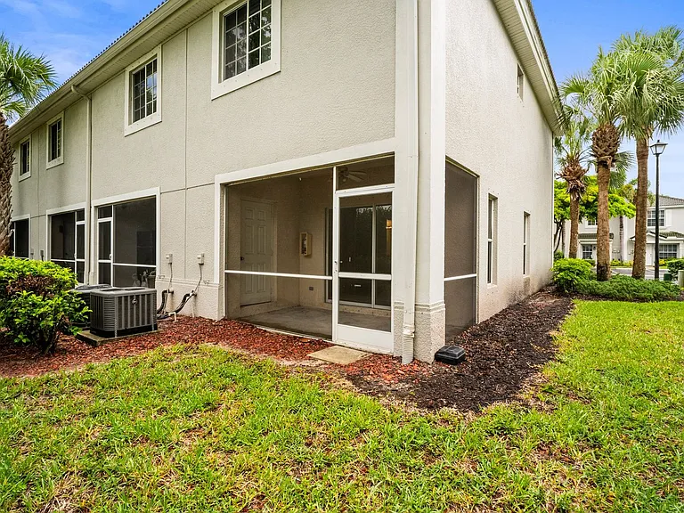 8219 Pacific Beach Dr — Photo 28
