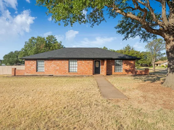 312 Schooner Dr, Wichita Falls, TX 76308
