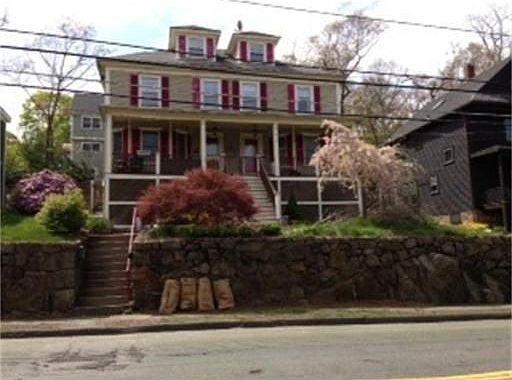 1st image of 112 Essex St #1