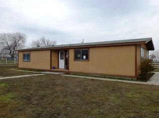 82 S Columbia School Rd, Burbank, WA 99323