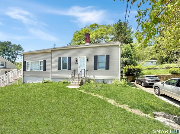 158 Church Street, Thompson, CT 06277