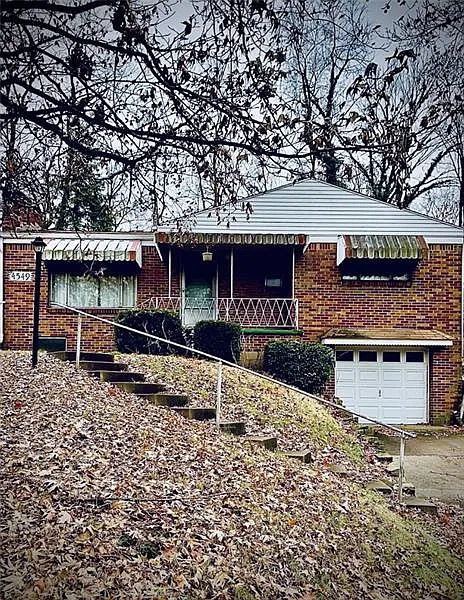 4549 Gates Dr photo 1