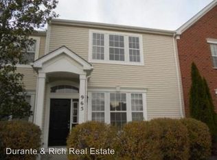 965 Quill Ln, Woodstock, IL 60098