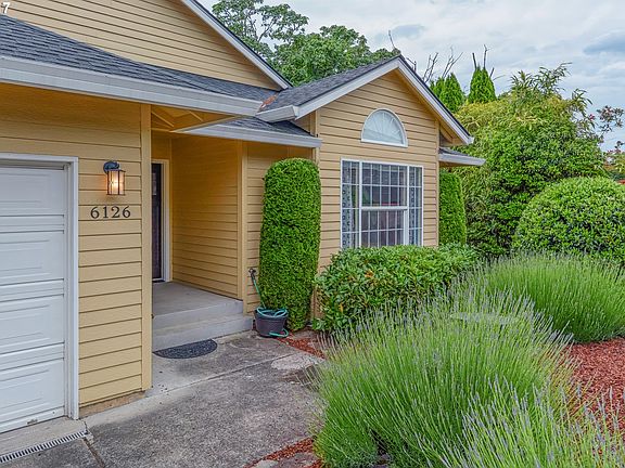 3rd image of 6126 Broadview Ln