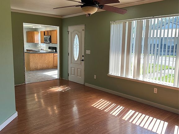 4th image of 2114 Panama Avenue