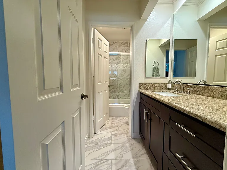 7034 Ivy St — Photo 20