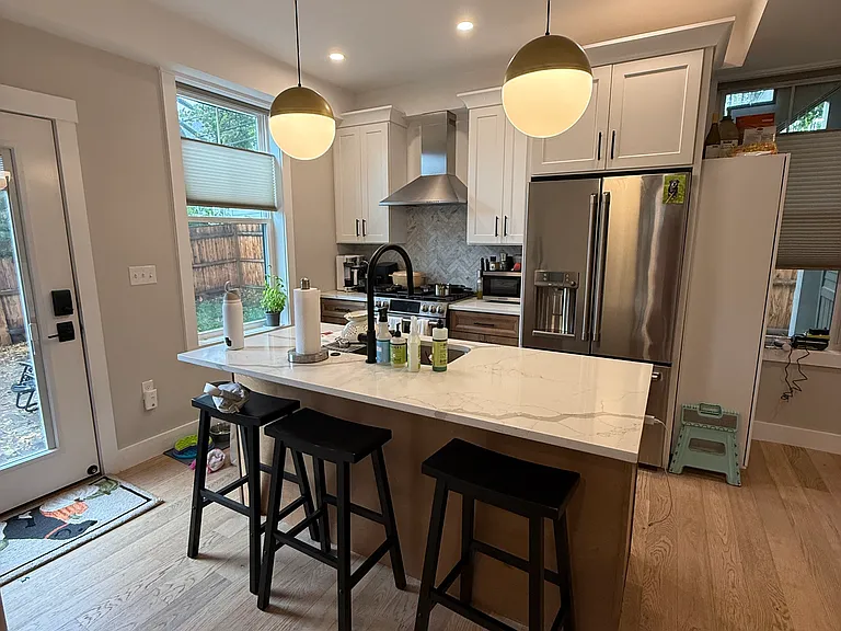 118R Homes Ave #1 — Photo 8