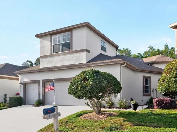 5120 Fairway One Dr, Valrico, FL 33596