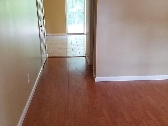 3rd image of 3402 London Company Way