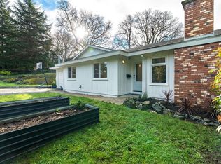 4285 Caen Rd, Saanich, BC V8X 3S5