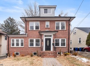 33 Robertson Rd, West Orange Twp., NJ 07052