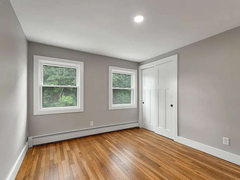 175 Pleasant St #2A — Photo 9