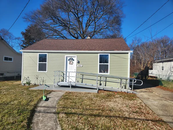 5 Compression Ct, Middle River, MD 21220