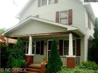 443 7th St, Fairport Harbor, OH 44077