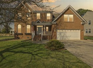 673 Parker Rd, Chesapeake, VA 23322