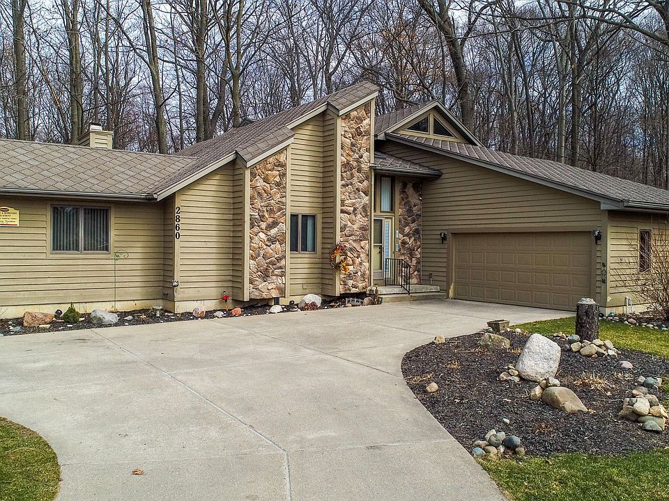 1st image of 2860 Shadow Wood Dr