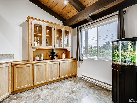 Dining area with ample room for seating 