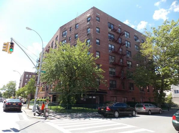 1215 Ave M image 1 of 6