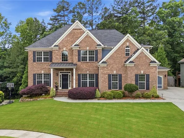 3836 Thompson Lake Dr, Buford, GA 30519