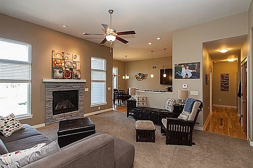 2nd image of 300 Cambridge Way