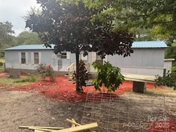 1814 Landfill Rd, Mount Croghan, SC 29727