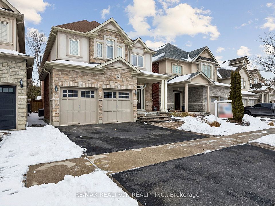1st image of 12 Promenade Dr