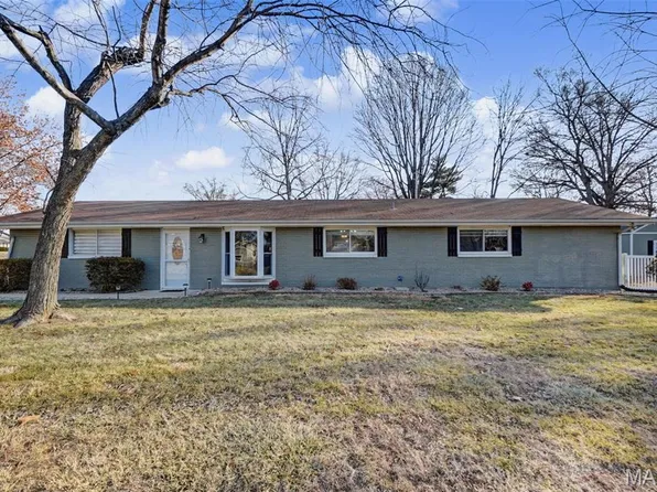 2966 Gran Lin Dr, Saint Charles, MO 63303